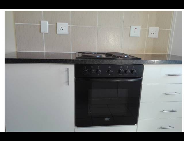 2 bed property to rent in PARKLANDS